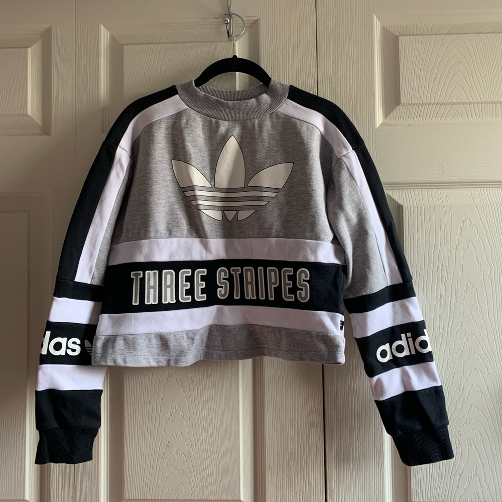 Cropped Adidas Sweater